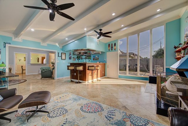 3415 80th Street, Galveston, TX 77551