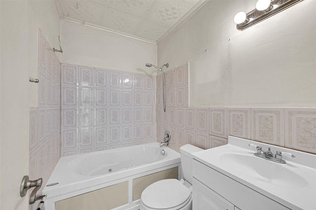 235 Briarwood Circle 2-12A, Hollywood, FL 33024