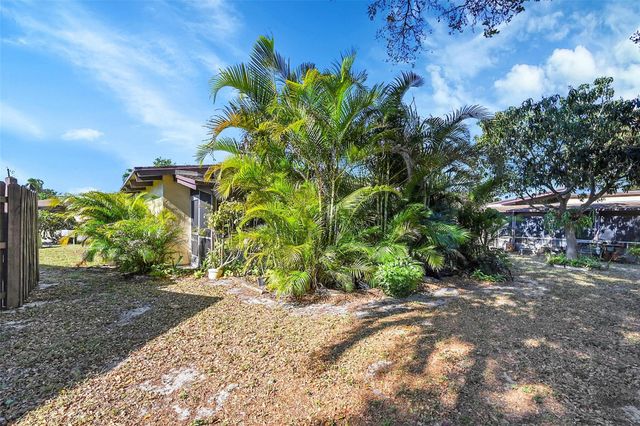 235 Briarwood Circle 2-12A, Hollywood, FL 33024