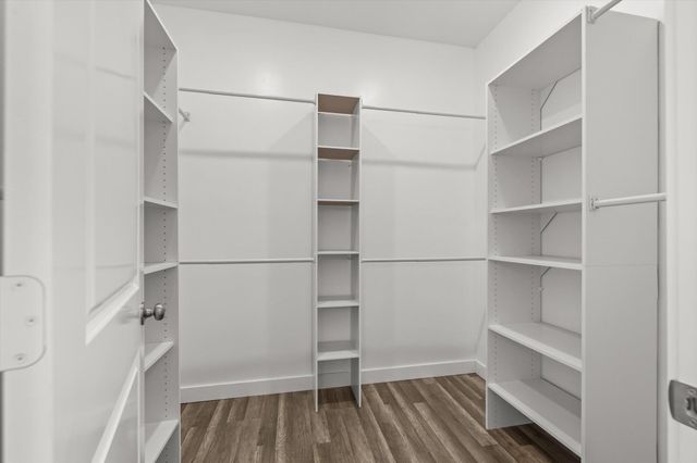 5700 CAMDEN CIR, Columbia, MO 65201