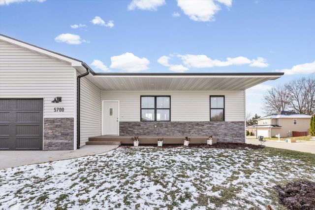 5700 CAMDEN CIR, Columbia, MO 65201