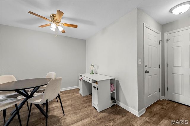 1949 Hunting Lake Court 304, Kirkwood, MO 63122