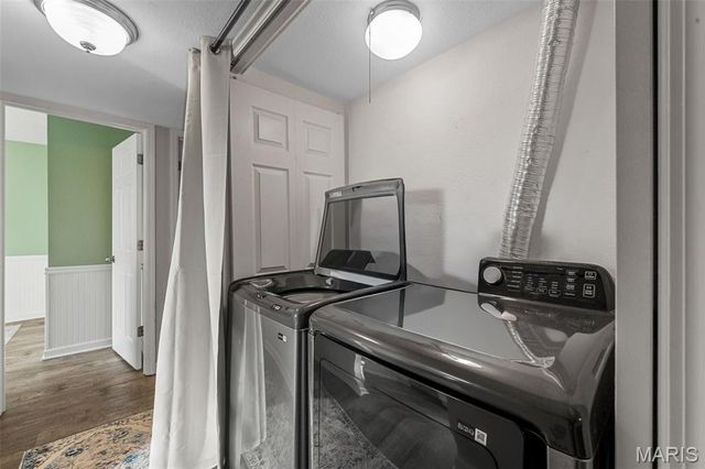 1949 Hunting Lake Court 304, Kirkwood, MO 63122