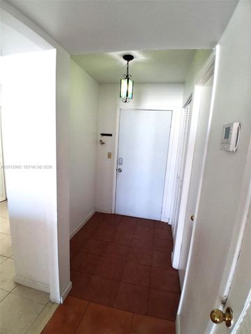 1770 NE 191st Street 813-1, Miami, FL 33179