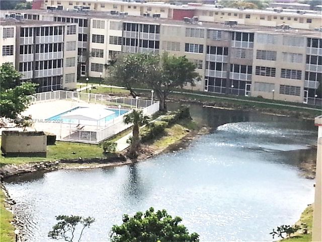 1770 NE 191st Street 813-1, Miami, FL 33179