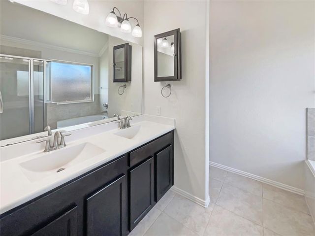2229 Orchid Hill Drive N, Conroe, TX 77301