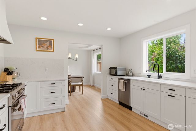 5708 60th Street W, University Place, WA 98467