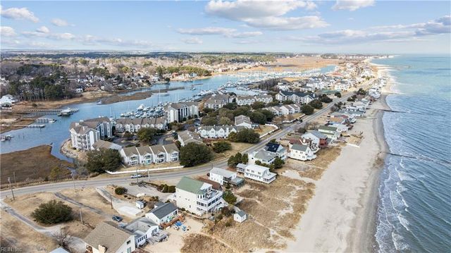 1044 Porte Harbour Arch Apt 202, Hampton, VA 23664