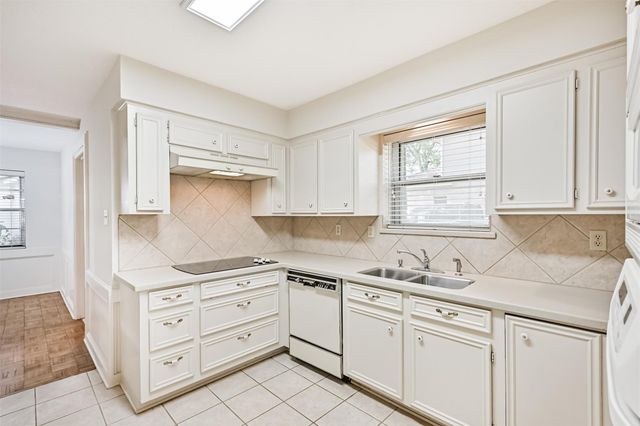 2005 La Salle Lane, League City, TX 77573