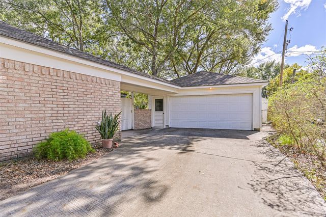 2005 La Salle Lane, League City, TX 77573