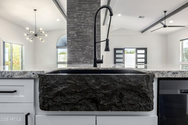 1807 W JOY RANCH Road, Phoenix, AZ 85086