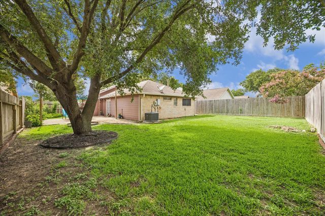 6606 Pleasant Stream Drive, Katy, TX 77449
