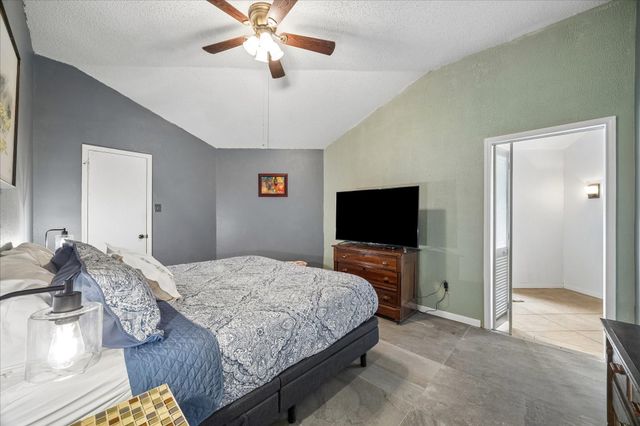 6606 Pleasant Stream Drive, Katy, TX 77449