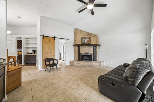 6606 Pleasant Stream Drive, Katy, TX 77449