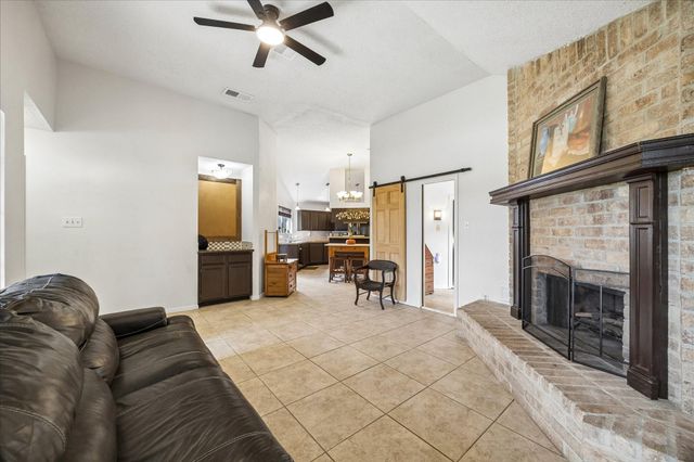 6606 Pleasant Stream Drive, Katy, TX 77449