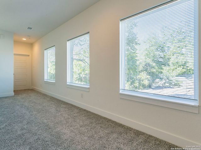 1430 Hays #101, San Antonio, TX 78202