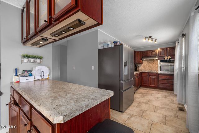 1009 Westminister Drive, Johnson City, TN 37604