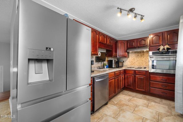 1009 Westminister Drive, Johnson City, TN 37604