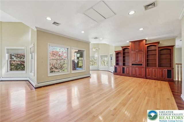 441 Hidden Lake Drive, Middle Smithfield Twp, PA 18302