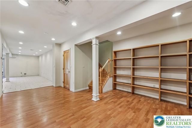 441 Hidden Lake Drive, Middle Smithfield Twp, PA 18302