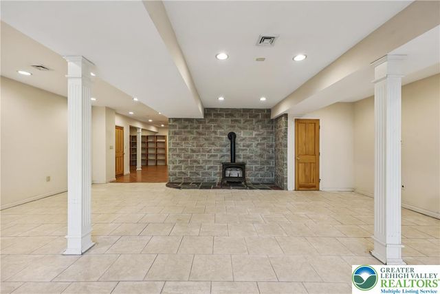 441 Hidden Lake Drive, Middle Smithfield Twp, PA 18302