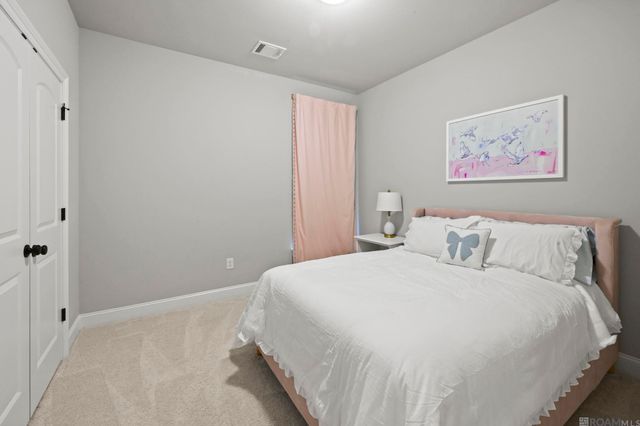 17420 Castle Dr, Prairieville, LA 70769