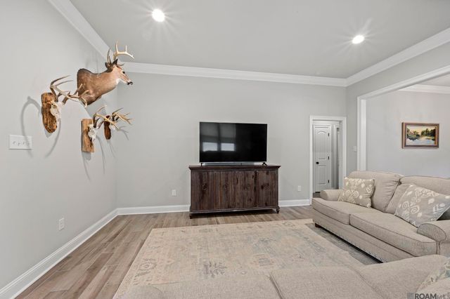 17420 Castle Dr, Prairieville, LA 70769