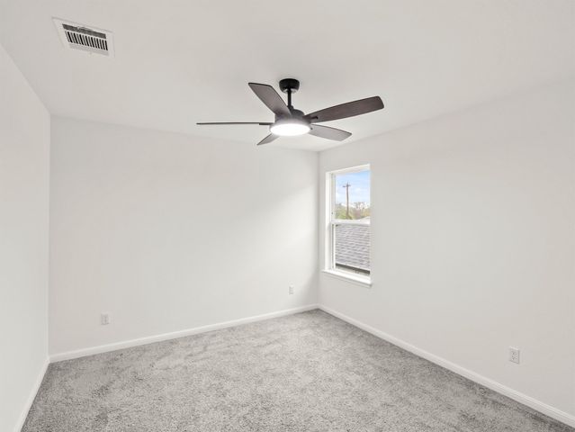 424 Spindrift LN, Leander, TX 78641