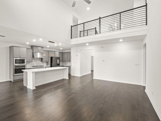 424 Spindrift LN, Leander, TX 78641