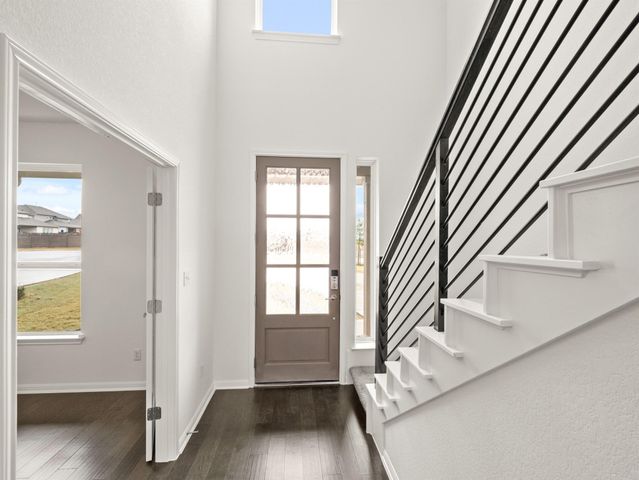 424 Spindrift LN, Leander, TX 78641