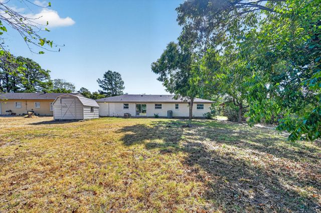 108 Rosedale Avenue, Keene, TX 76059