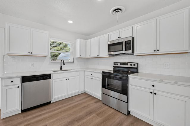 108 Rosedale Avenue, Keene, TX 76059