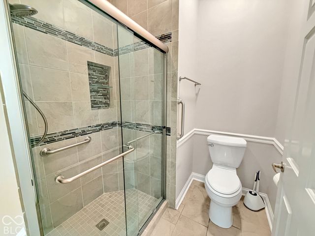 7327 Catboat Court, Fishers, IN 46038