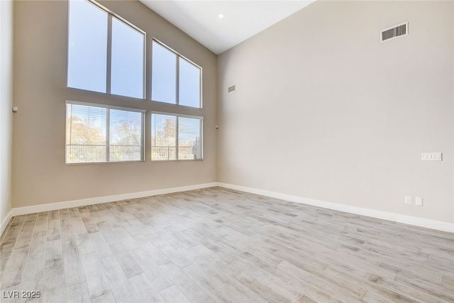 6184 Willow Rock Street, Las Vegas, NV 89135