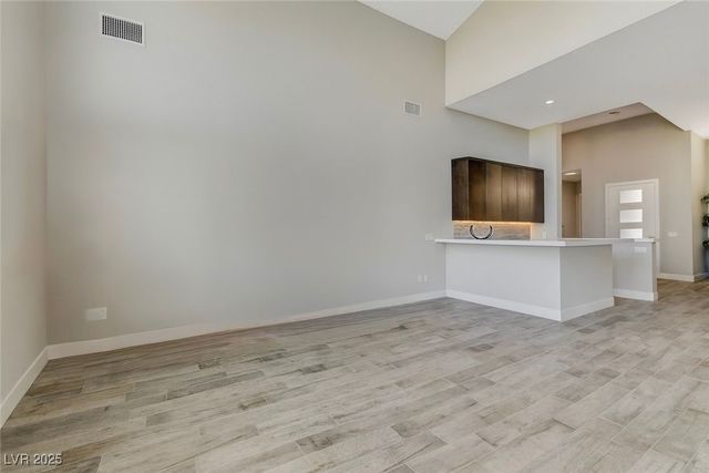 6184 Willow Rock Street, Las Vegas, NV 89135