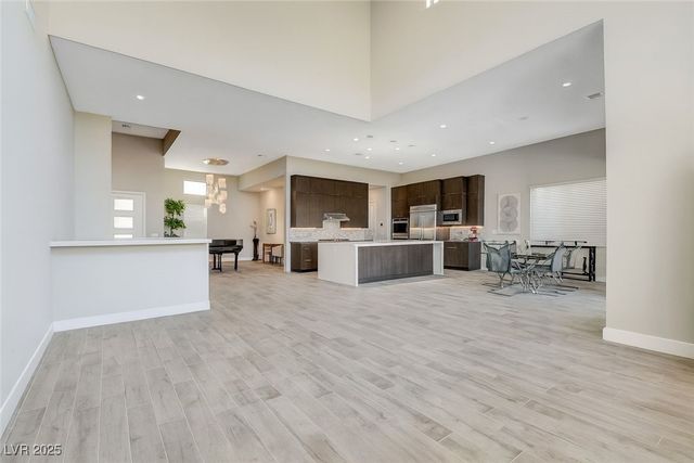 6184 Willow Rock Street, Las Vegas, NV 89135