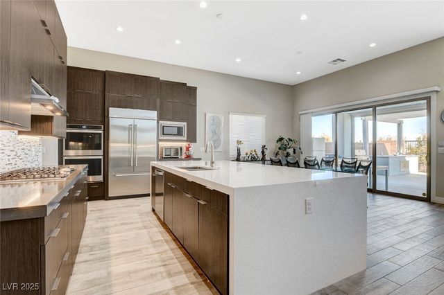 6184 Willow Rock Street, Las Vegas, NV 89135