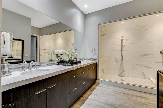 6184 Willow Rock Street, Las Vegas, NV 89135