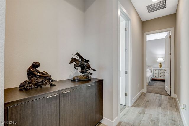 6184 Willow Rock Street, Las Vegas, NV 89135