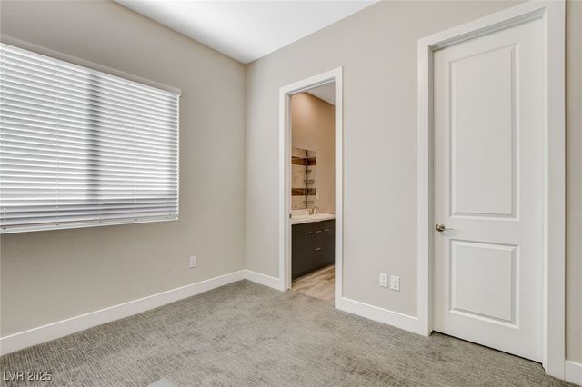 6184 Willow Rock Street, Las Vegas, NV 89135