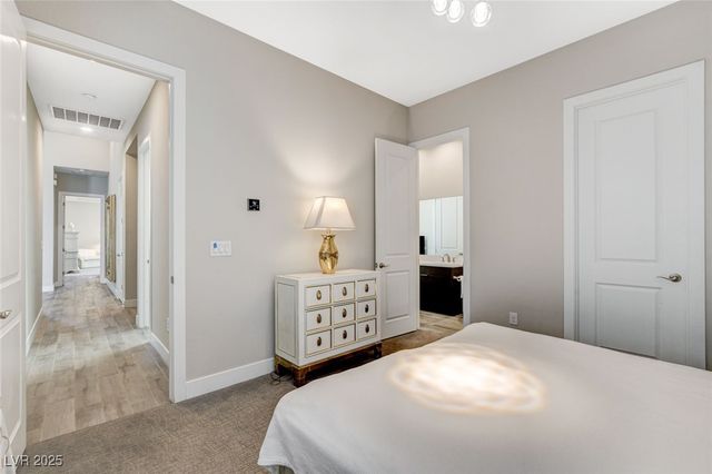 6184 Willow Rock Street, Las Vegas, NV 89135