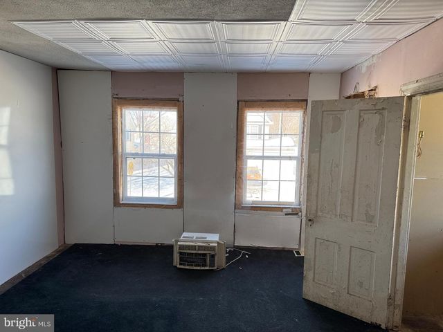 212 S MAIN ST, Clayton, DE 19938