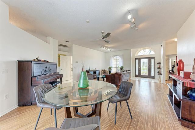 7207 38TH COURT E, Sarasota, FL 34243