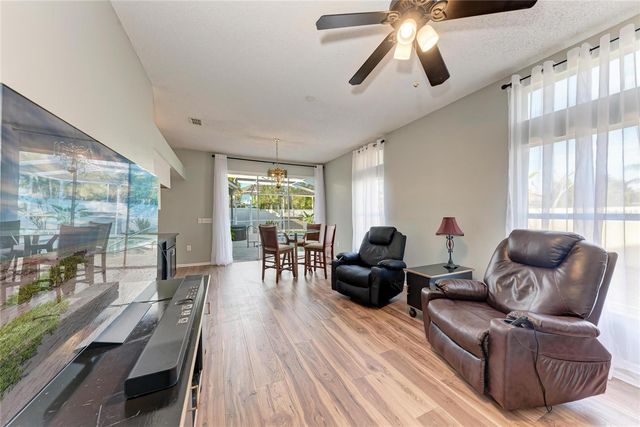 7207 38TH COURT E, Sarasota, FL 34243