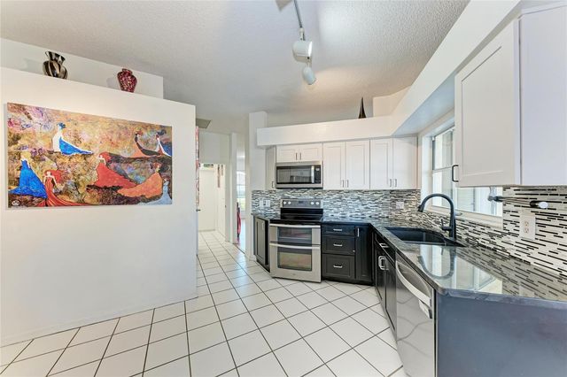 7207 38TH COURT E, Sarasota, FL 34243