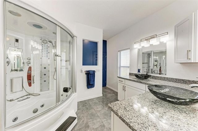 7207 38TH COURT E, Sarasota, FL 34243