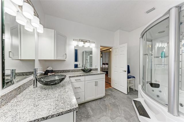 7207 38TH COURT E, Sarasota, FL 34243