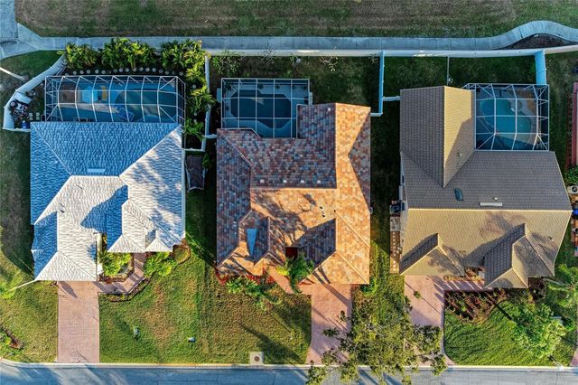 7207 38TH COURT E, Sarasota, FL 34243