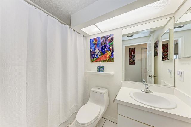 7207 38TH COURT E, Sarasota, FL 34243