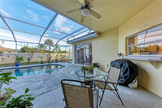 7207 38TH COURT E, Sarasota, FL 34243